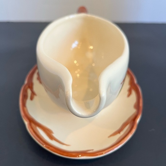 Franciscan Apple Pattern Gravy/Sauce Boat with attached Underplate - Picture 3 of 8